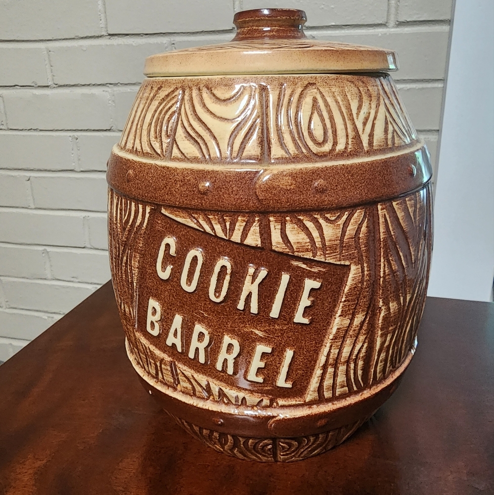 Vintage 1960s Cookie Barrel Cookie Jar NOT A REPLICA
